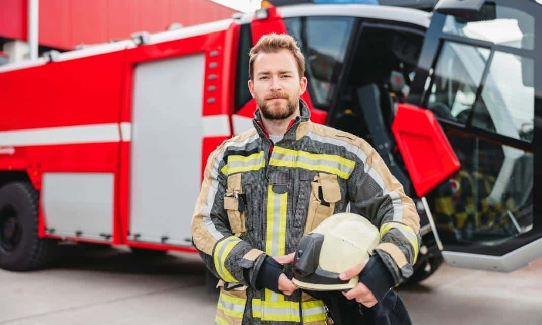 Międzynarodowy Dzień Strażaka: Uroczystości w Bielsku-Białej upamiętniające bohaterów ratujących życie