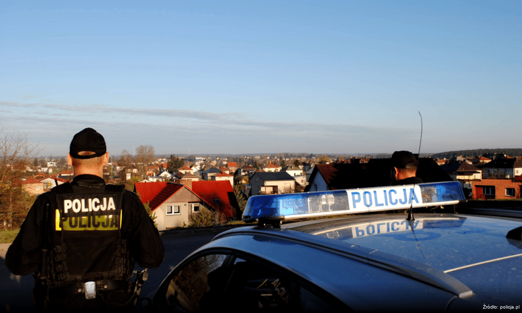 Śląscy policjanci podejmują działania w walce z oszustwami na seniorach